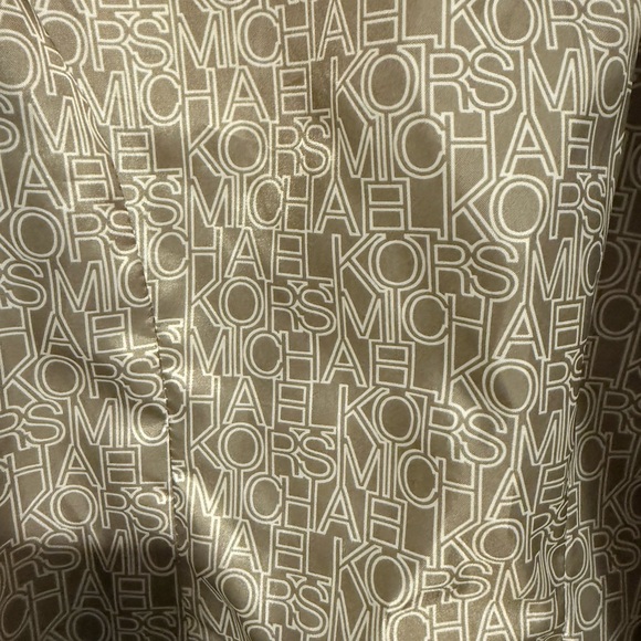 Michael Kors Tan Quilted Women's Puffer Jacket - Picture 12 of 13